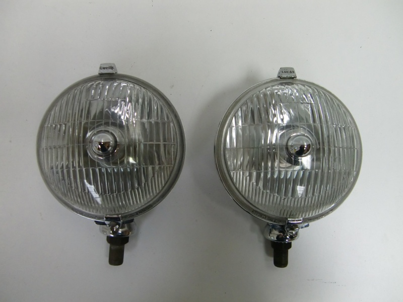 Lucas SFT576 Fluted Clear Fog Lamp NEW with Bulb